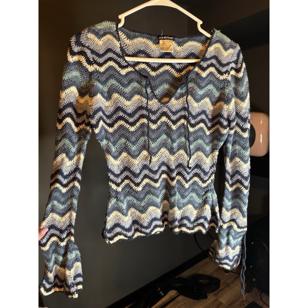 Vintage Y2K Sweater Knit Joe Boxer Size Large‎ Blue White Bell Sleeves